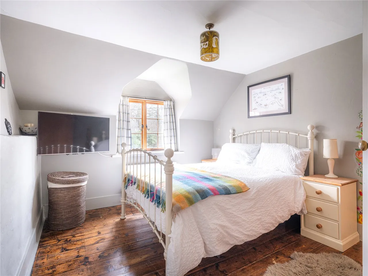 Low Road, Little Cheverell, SN10, photo 12