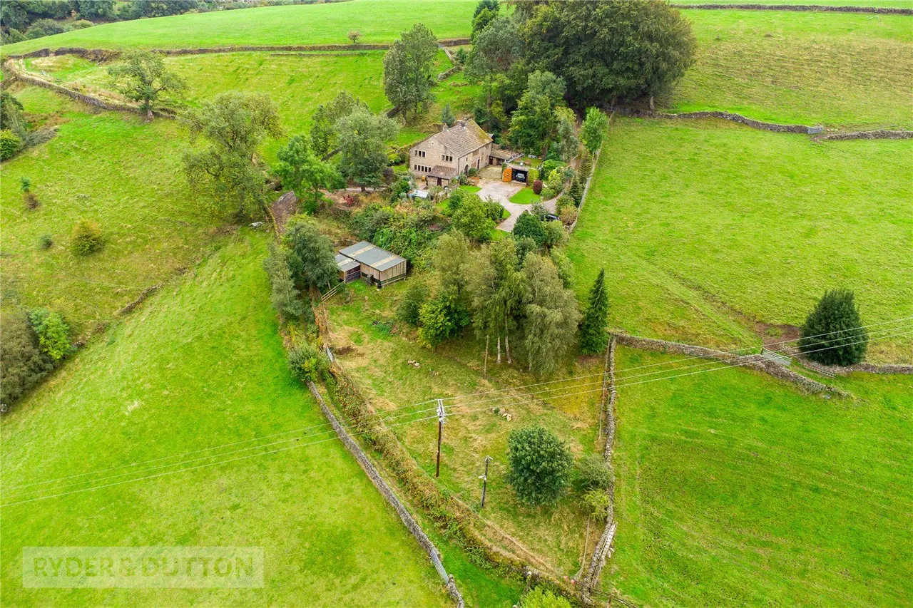 Upper Blind Lane Farm, Brearley, HX2, photo 17