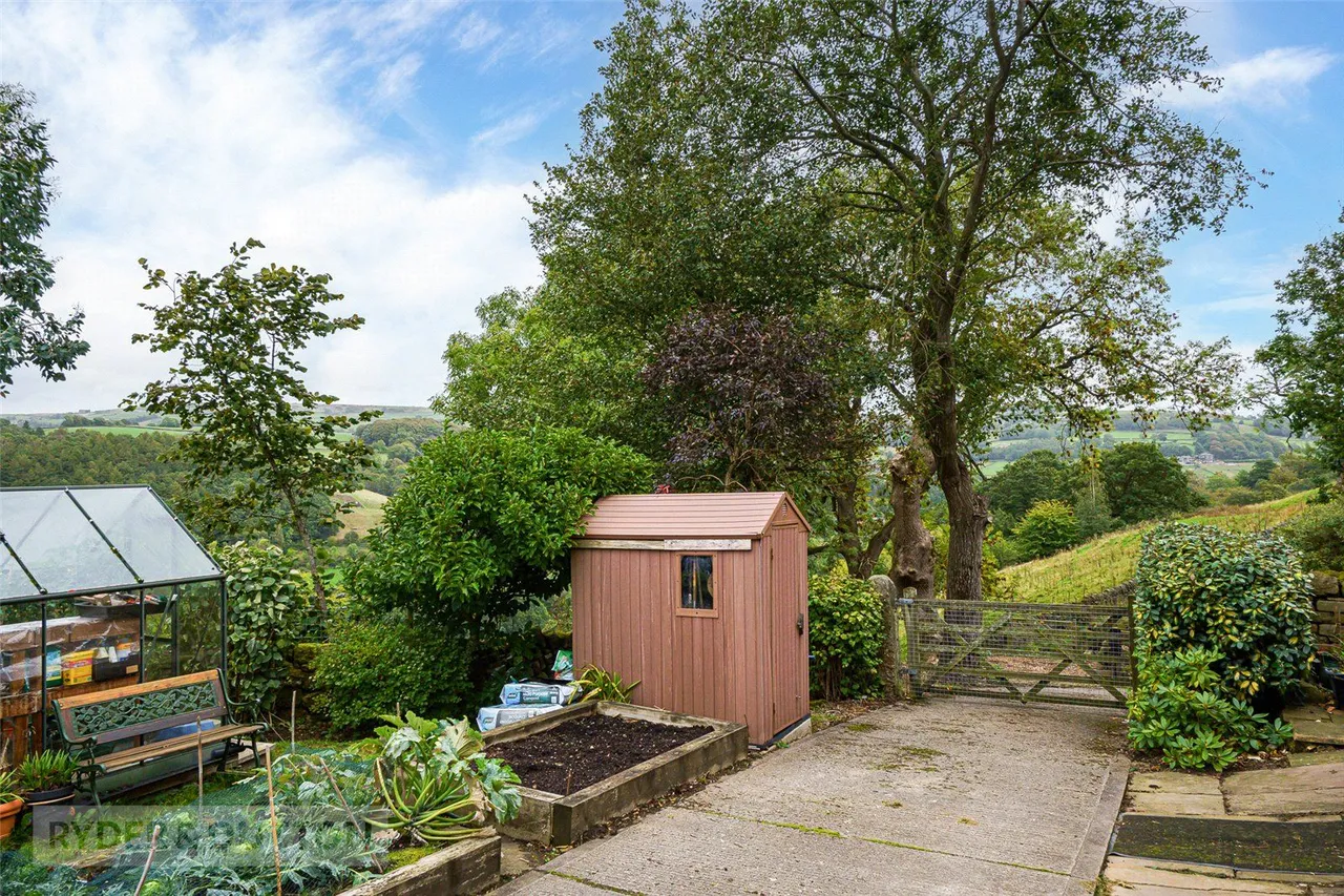 Upper Blind Lane Farm, Brearley, HX2, photo 20
