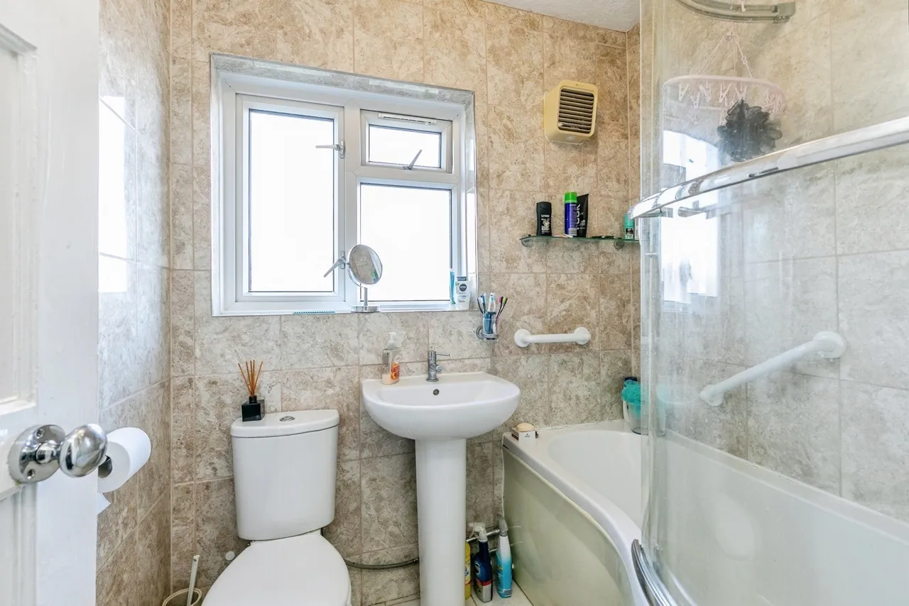 Butterfield Road, BRISTOL, Avon, BS10, photo 7
