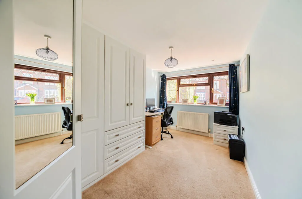 Downs Road, Dunstable LU5 4DE, photo 8