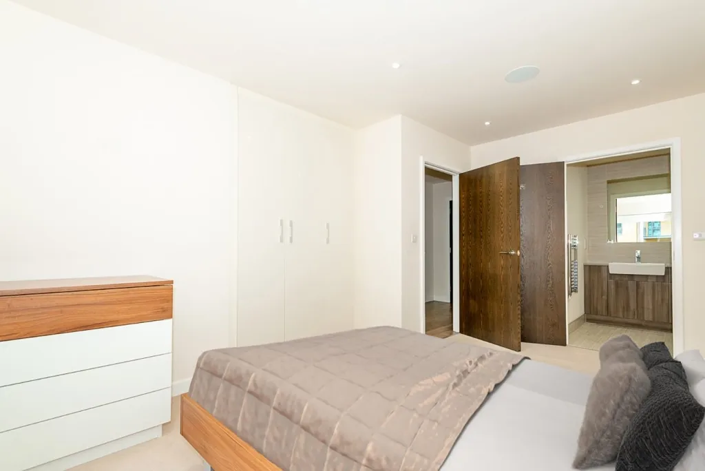 Aerodrome Road, Beaufort Park, NW9, photo 6