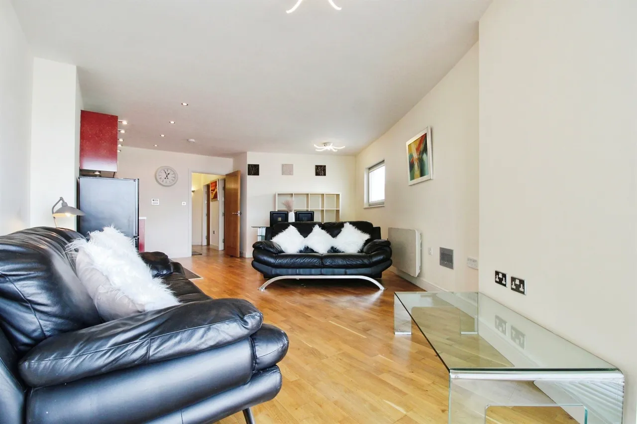 Bute Terrace, Cardiff, CF10, photo 6