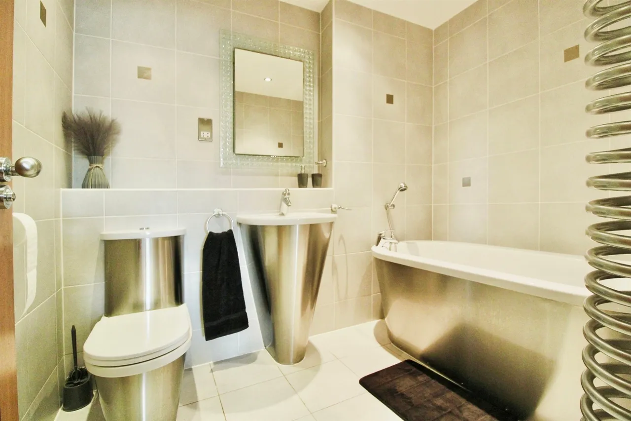 Bute Terrace, Cardiff, CF10, photo 3