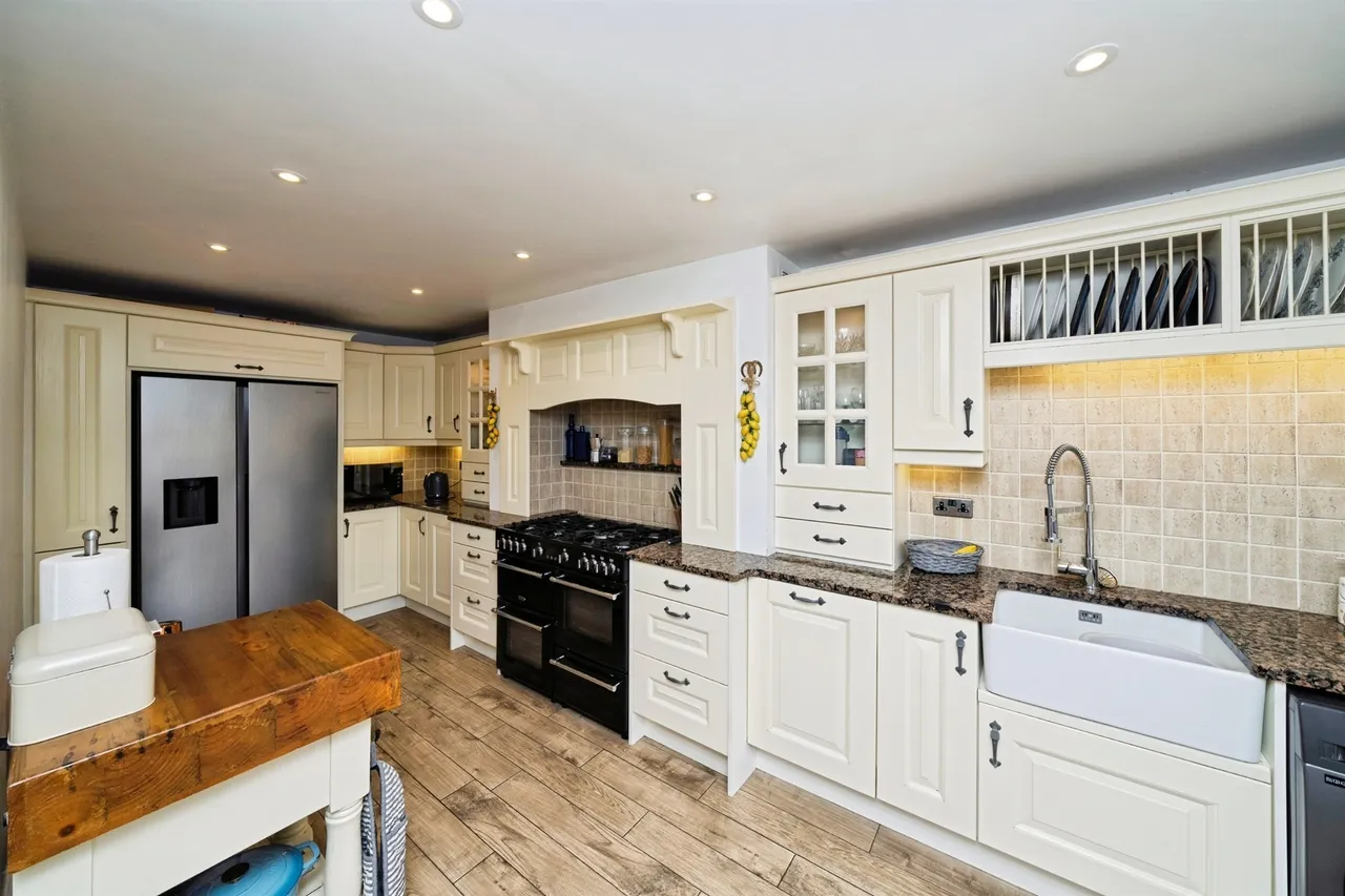 Buckingham Avenue, Wirral, CH63, photo 4