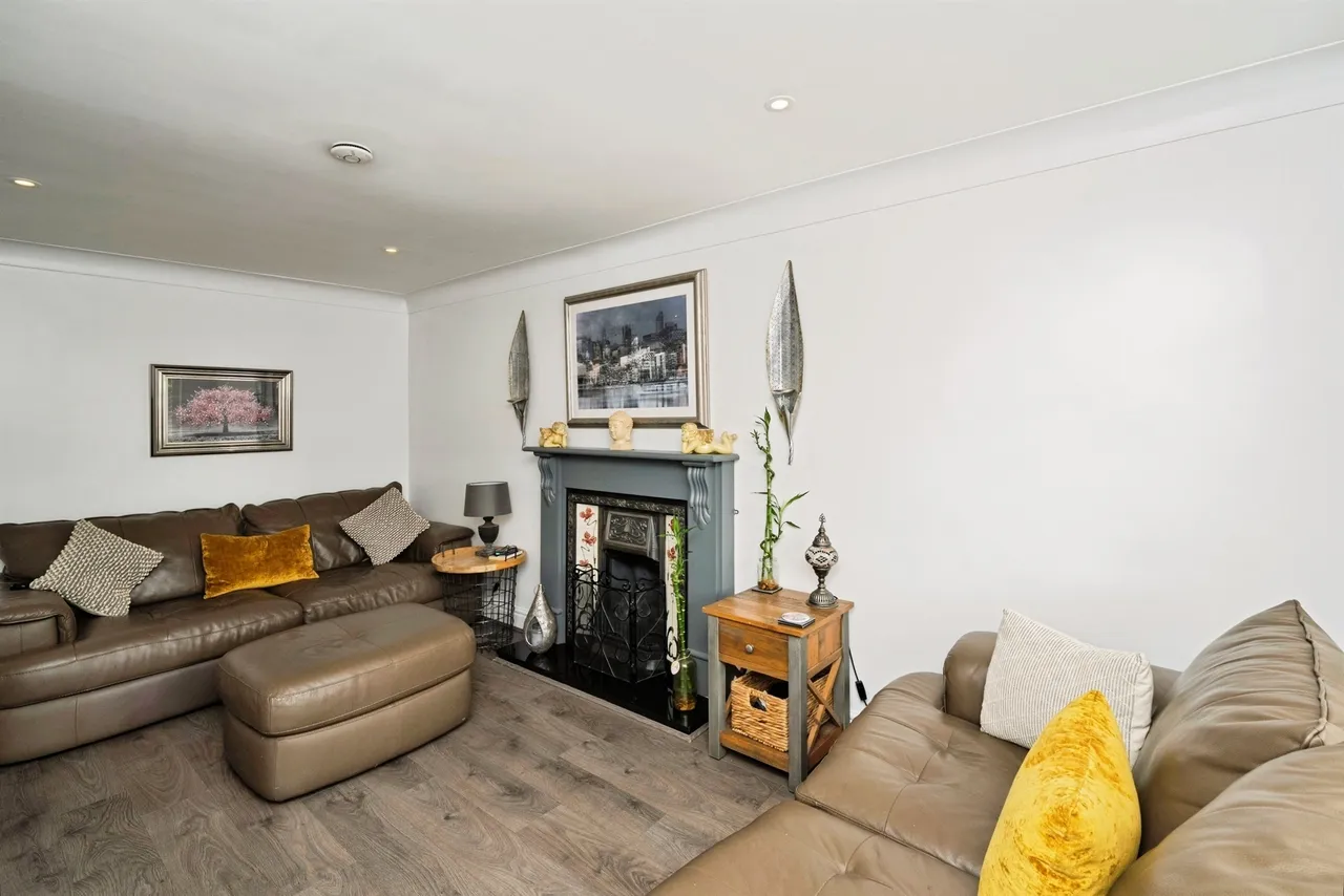 Buckingham Avenue, Wirral, CH63, photo 2