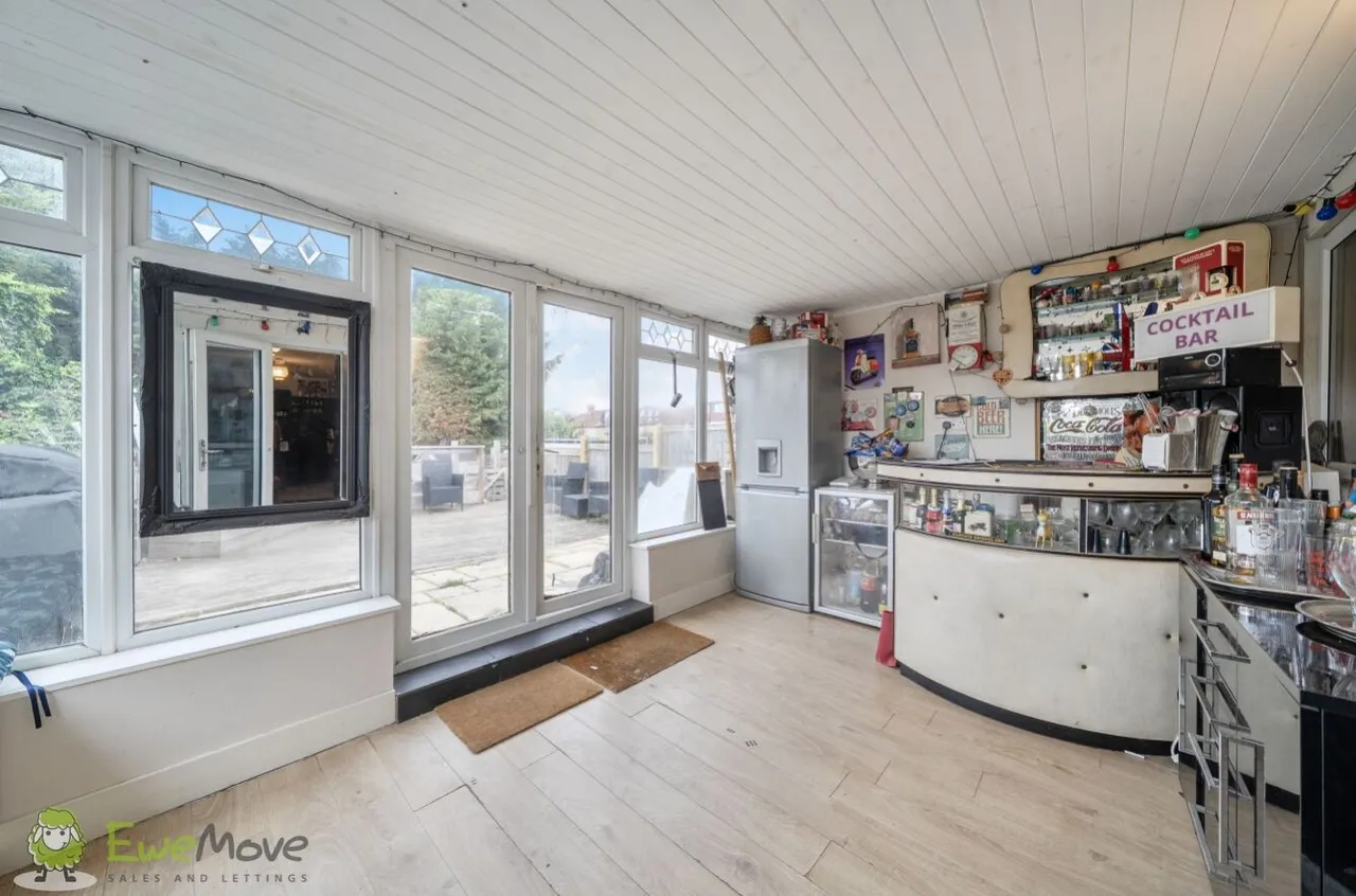 Malden Road, Cheam, SM3, photo 4