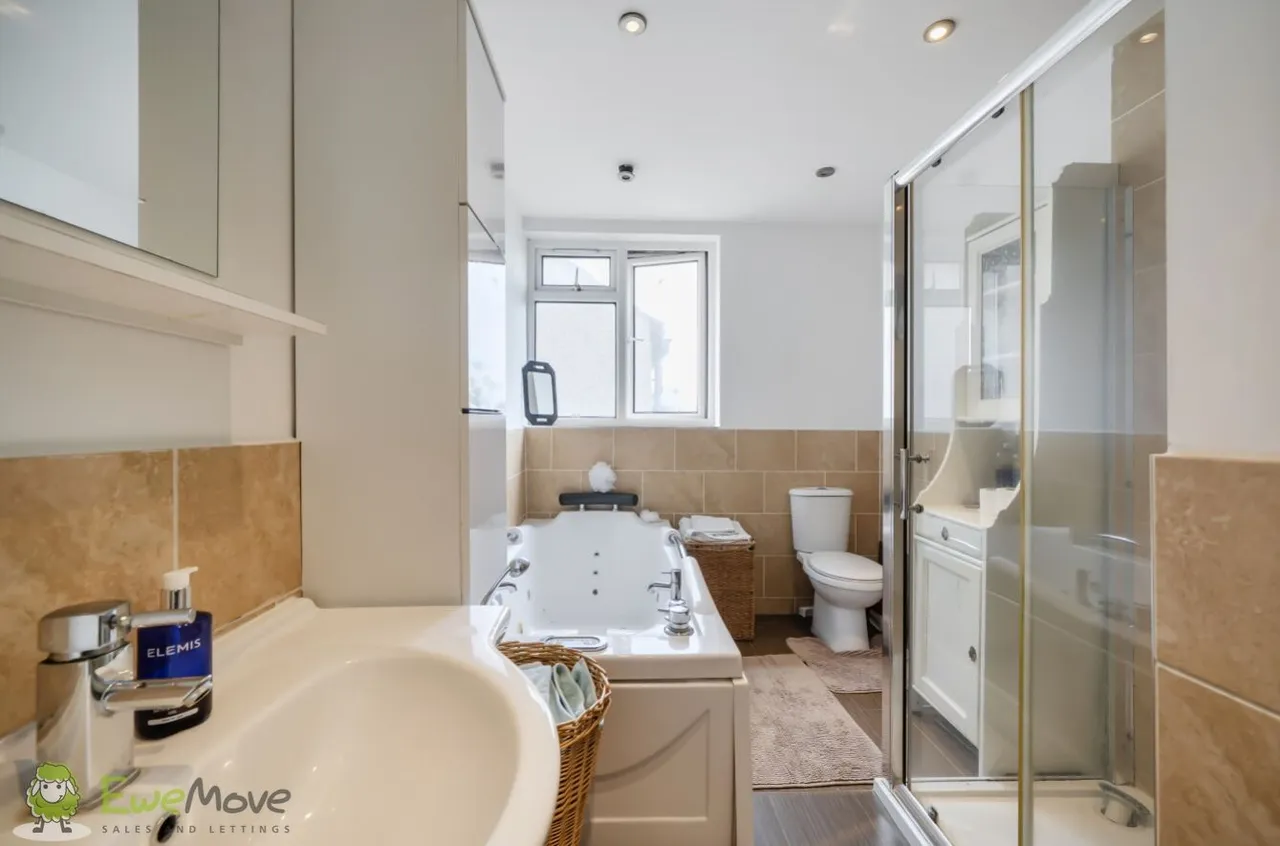 Malden Road, Cheam, SM3, photo 8