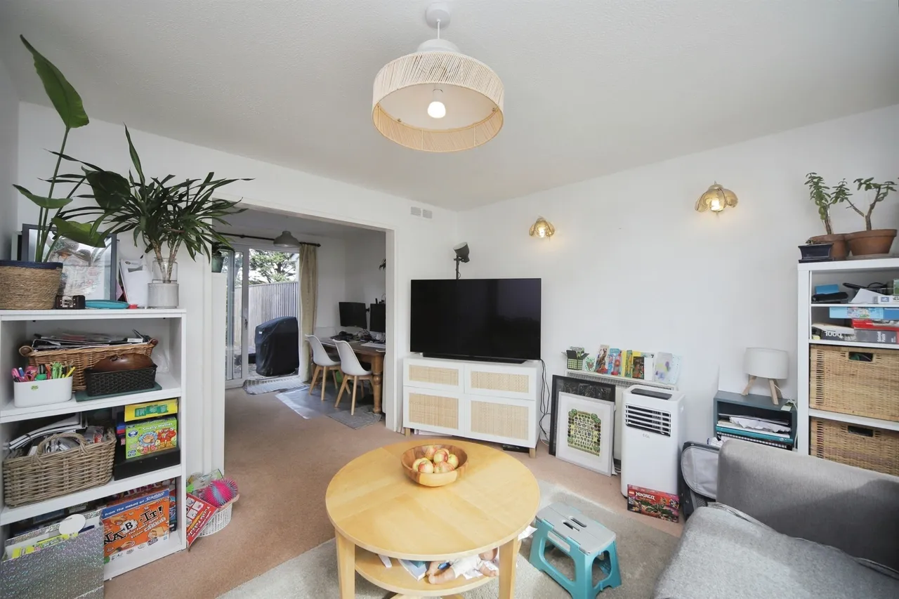 Deane Drive, Taunton, TA1, photo 3