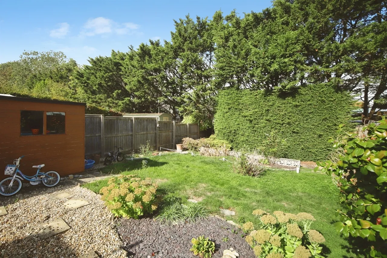 Deane Drive, Taunton, TA1, photo 5