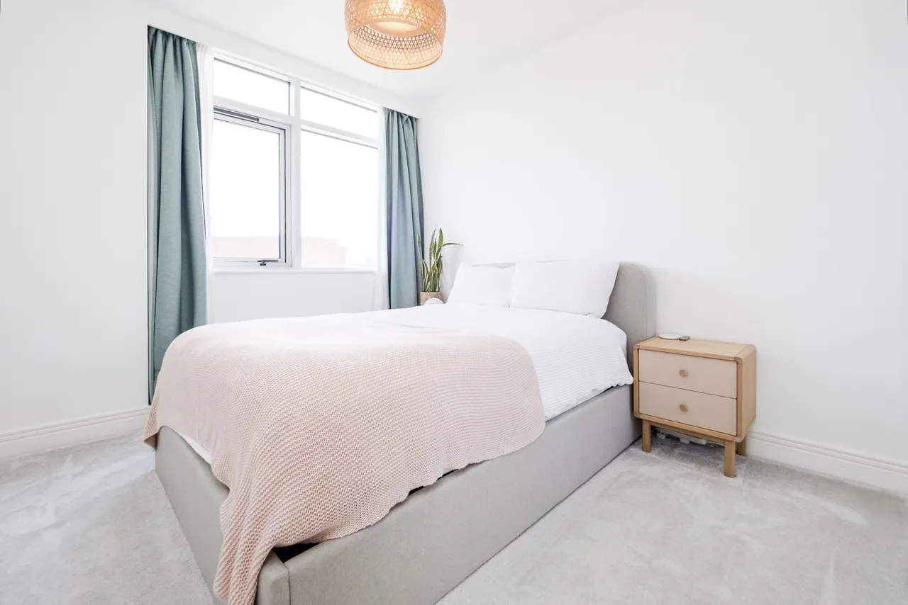 Gerry Raffles Square, London, E15, photo 11