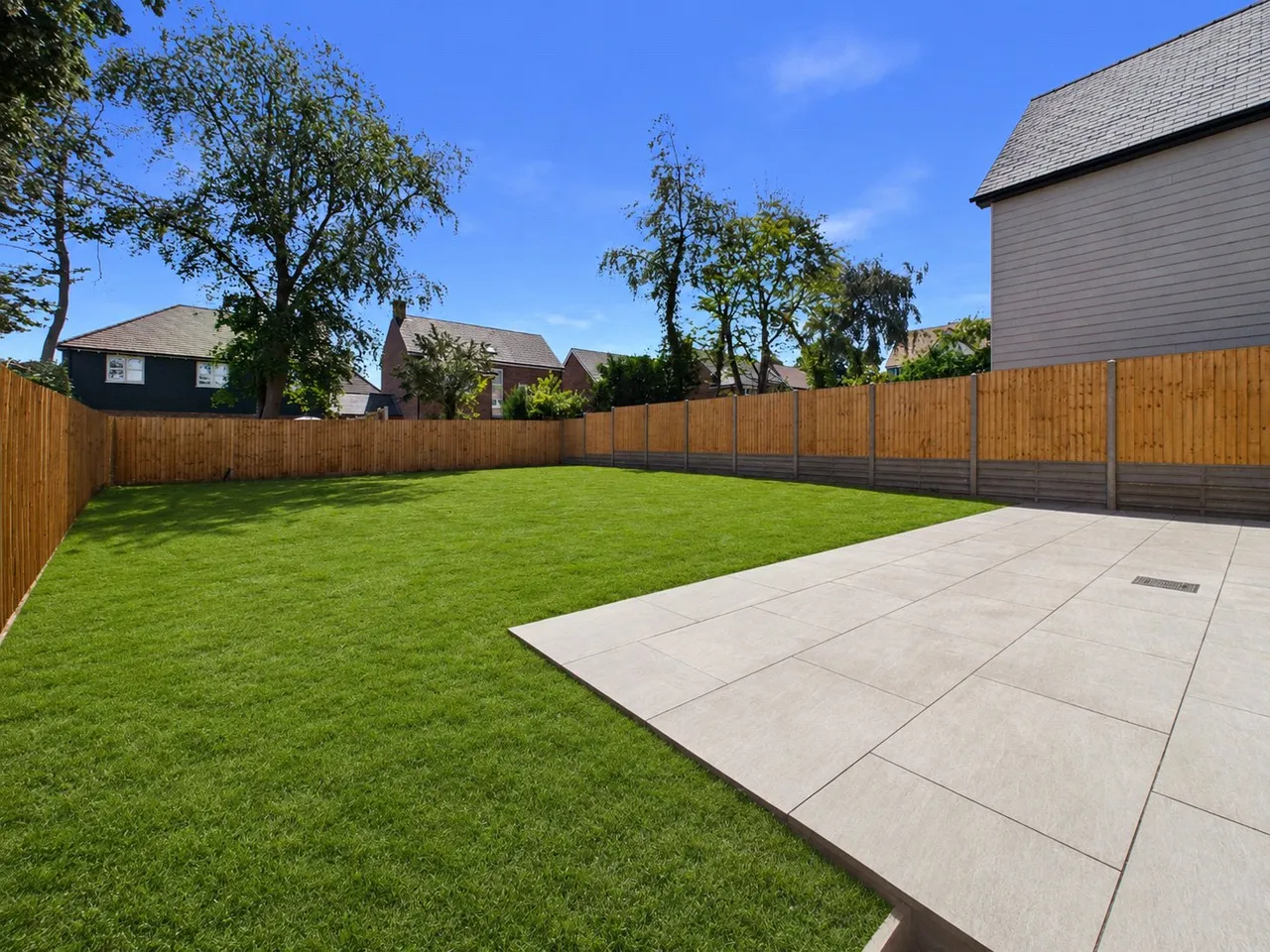 Paddock Row, Dunmow, CM6, photo 13