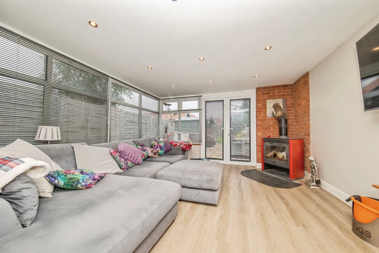 Thorpe Road, Kirby Cross, CO13, photo 6