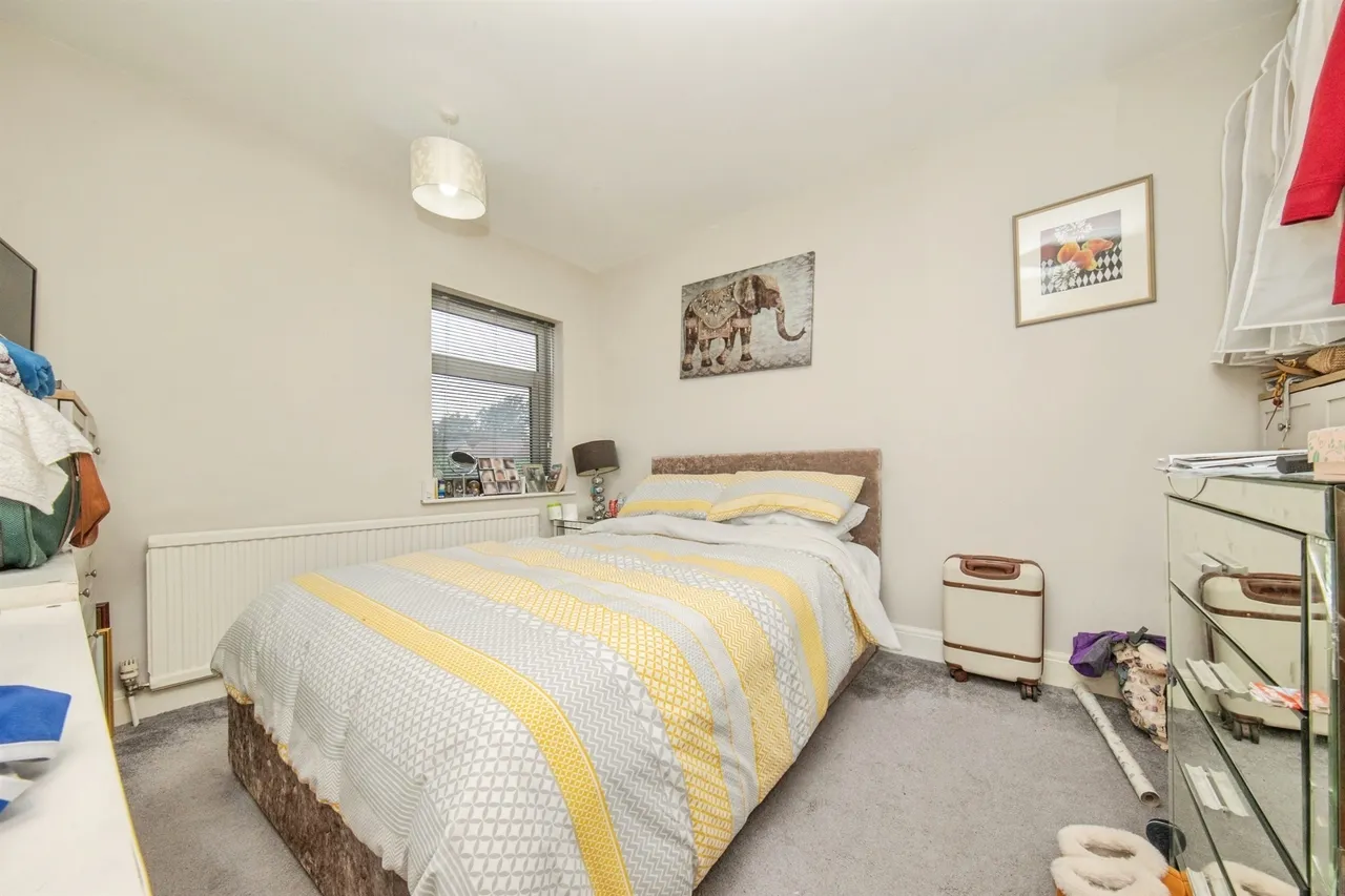 Thorpe Road, Kirby Cross, CO13, photo 12