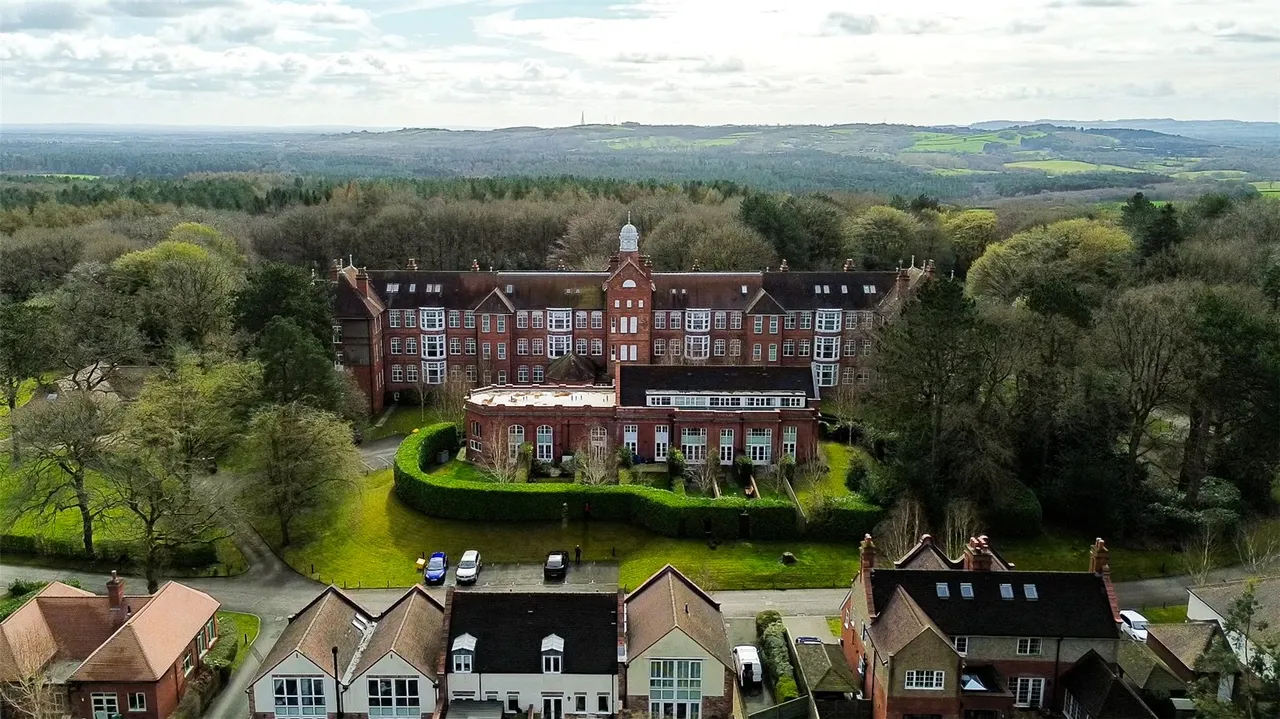 Kingswood Park, Kingswood, Frodsham, Cheshire, WA6 6EH, photo 20
