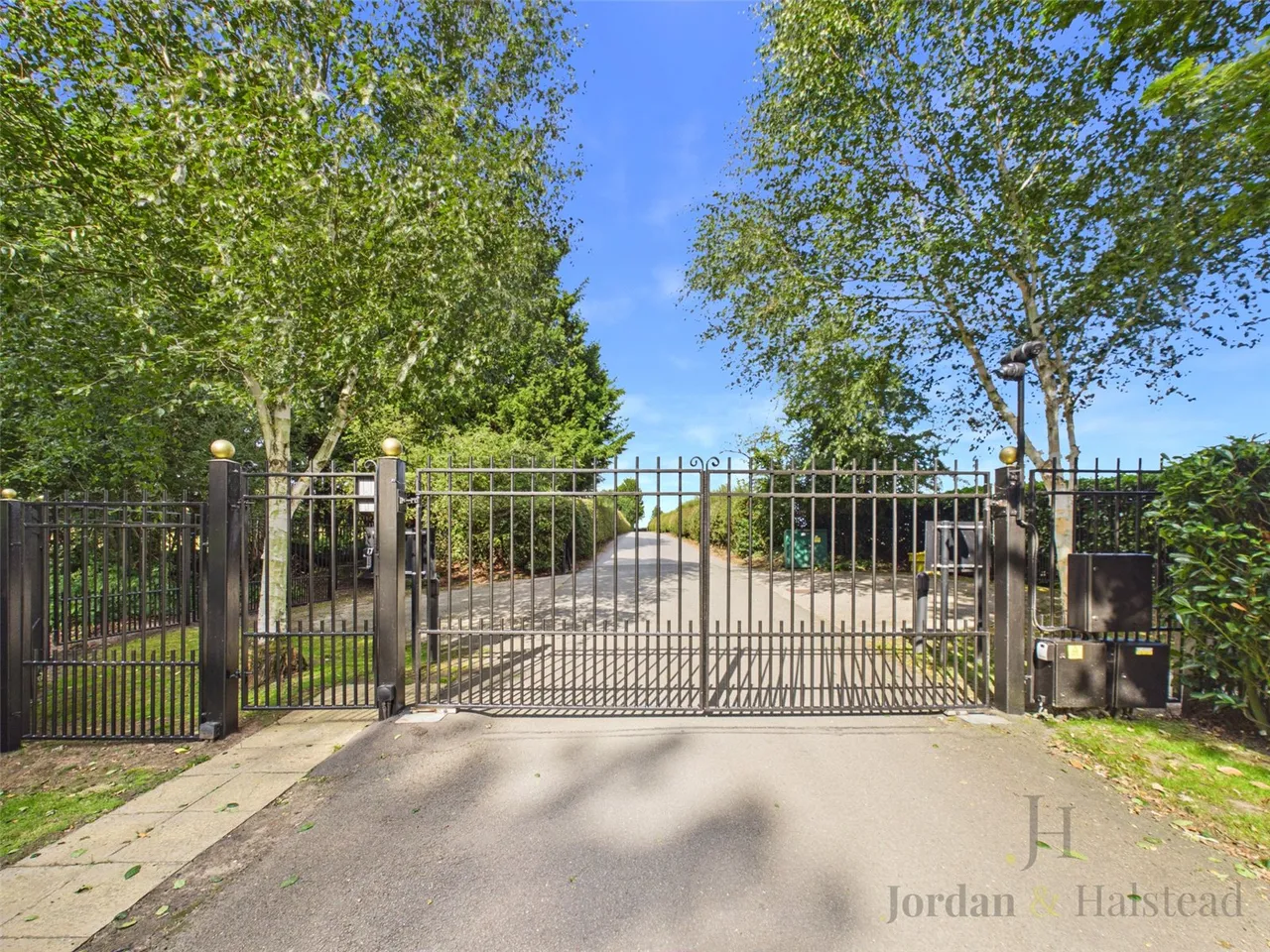 Kingswood Park, Kingswood, Frodsham, Cheshire, WA6 6EH, photo 9
