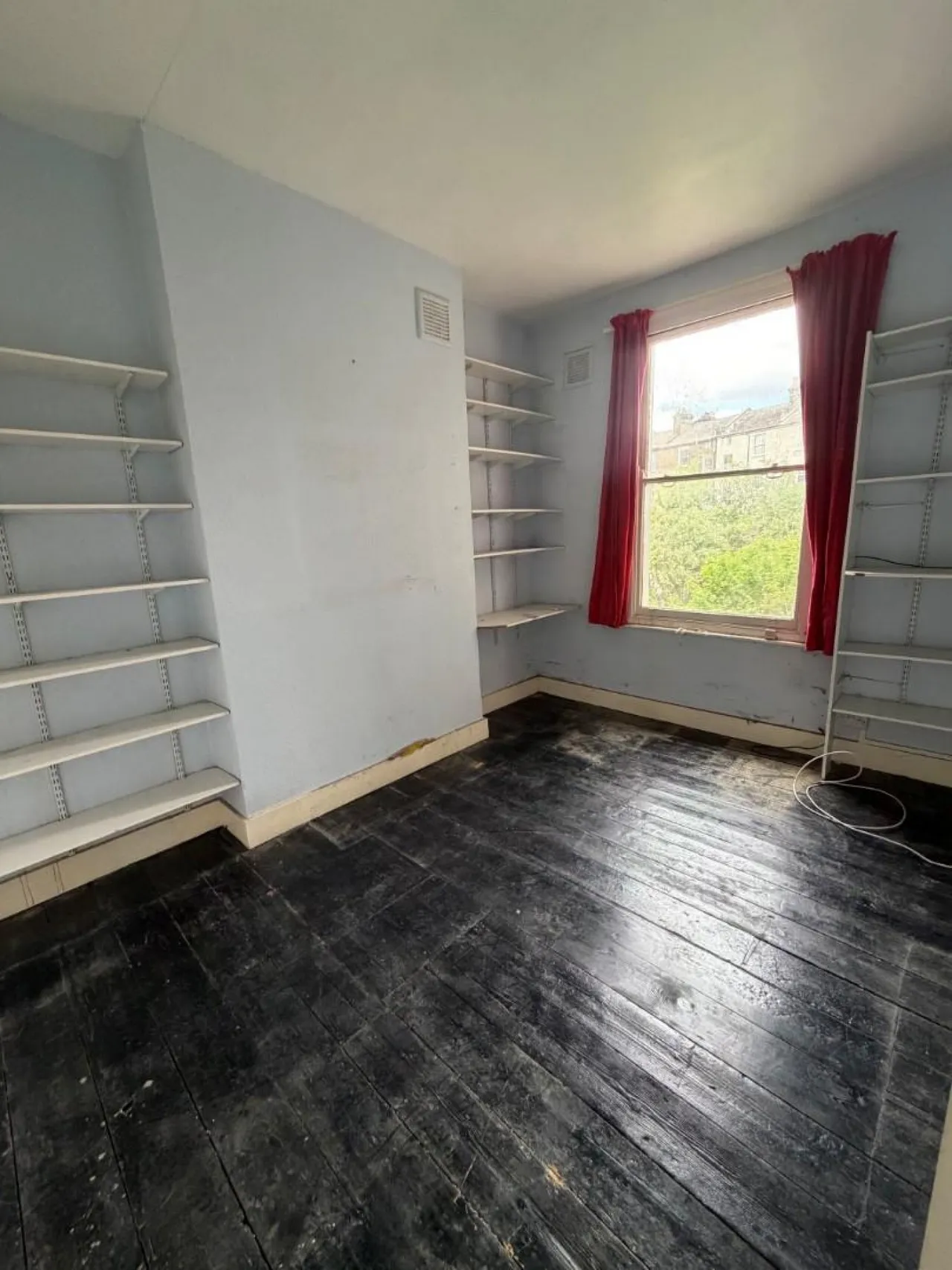 5 bed house for sale, Westbere Road, NW2