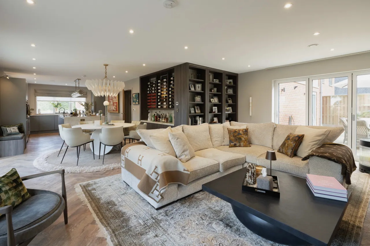 The Lodge Drive, Drayton, NR8, photo 8