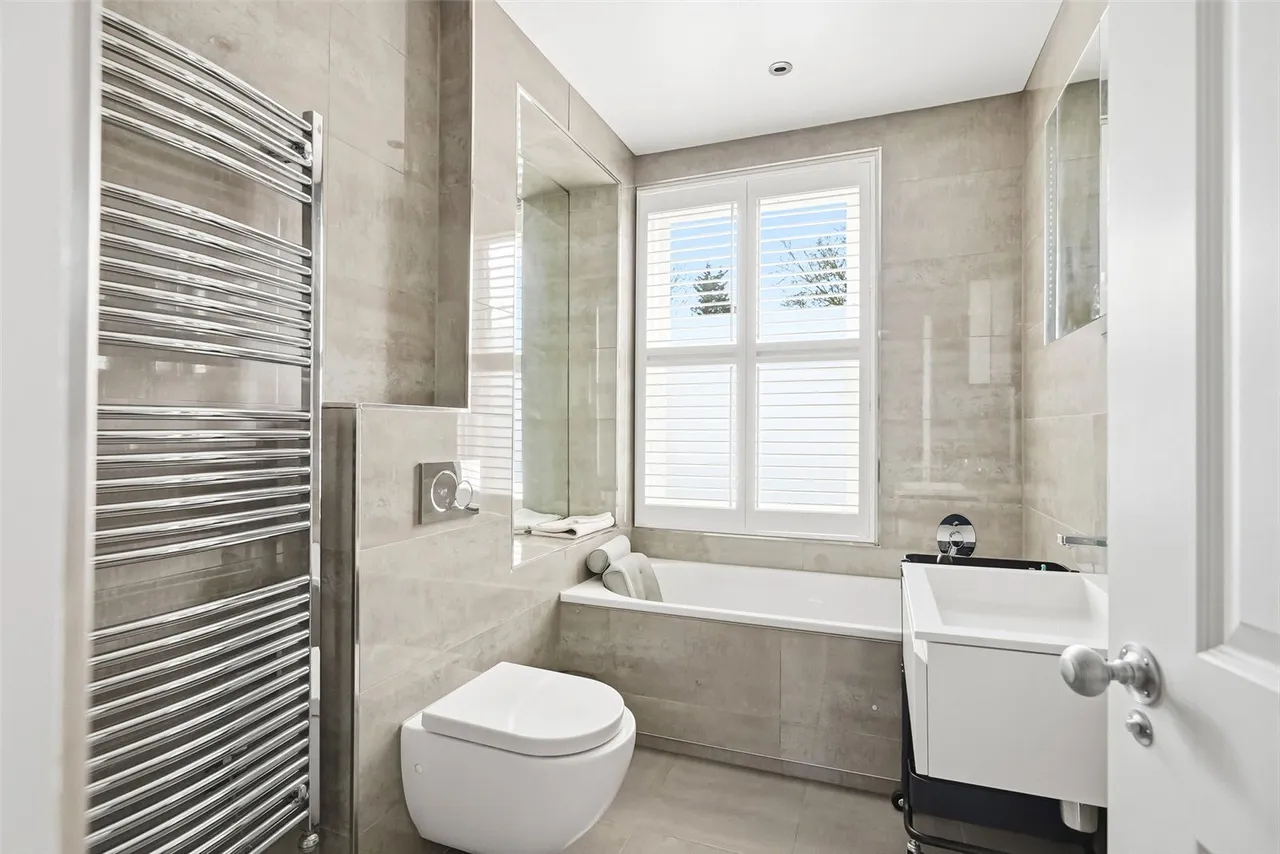 Whitton Road, Twickenham, TW1 1BT, photo 14
