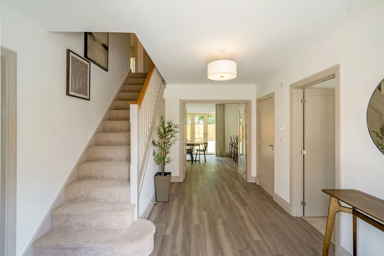 The Mulberry, Headley Chase, Epsom, KT18, photo 6