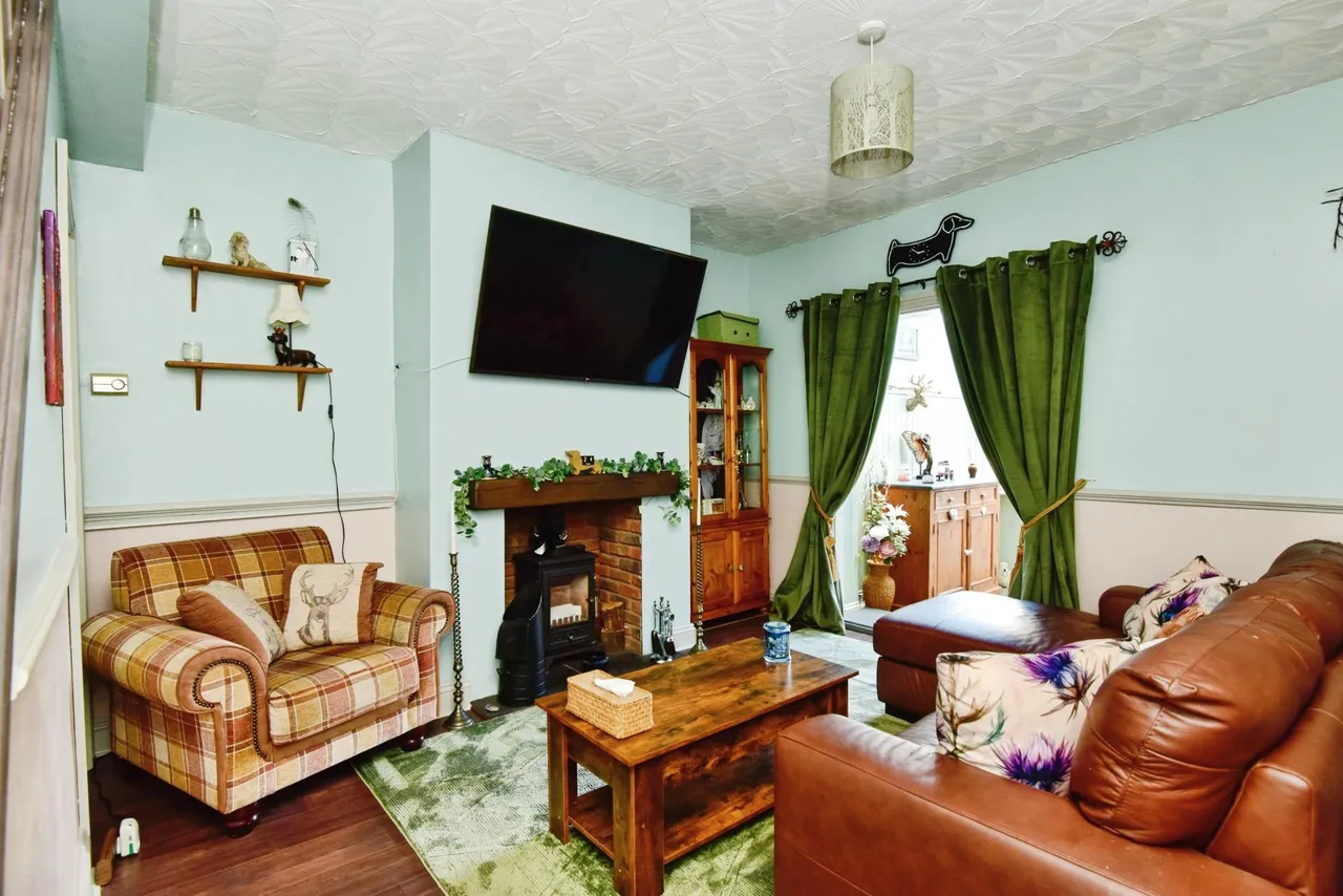 Ravens Lane, Bignall End, ST7, photo 3