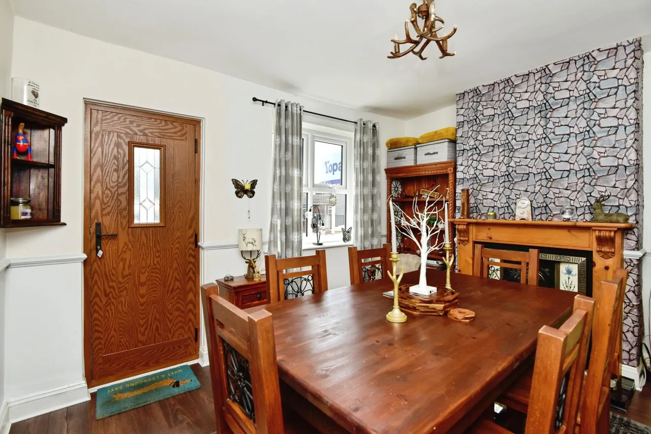 Ravens Lane, Bignall End, ST7, photo 5