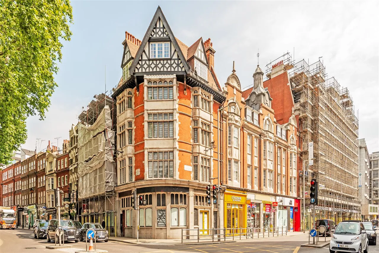 Kensington High Street, Kensington, London, W8 4PE, photo 10
