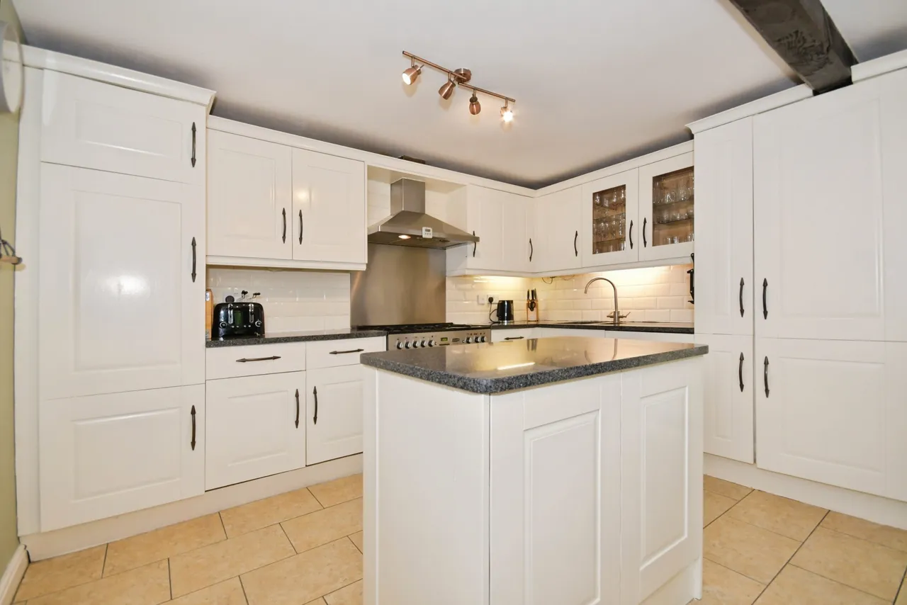 Town Street, Duffield, DE56, photo 4