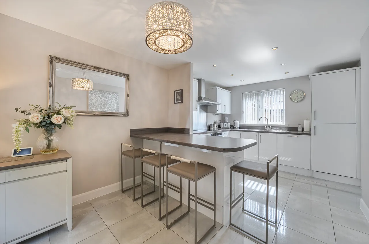 Dumas Drive, Whiteley, PO15, photo 4