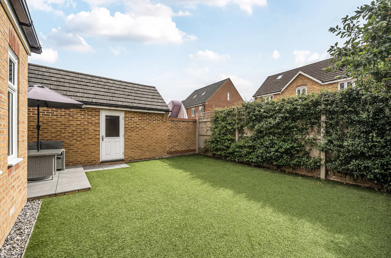 Dumas Drive, Whiteley, PO15, photo 14