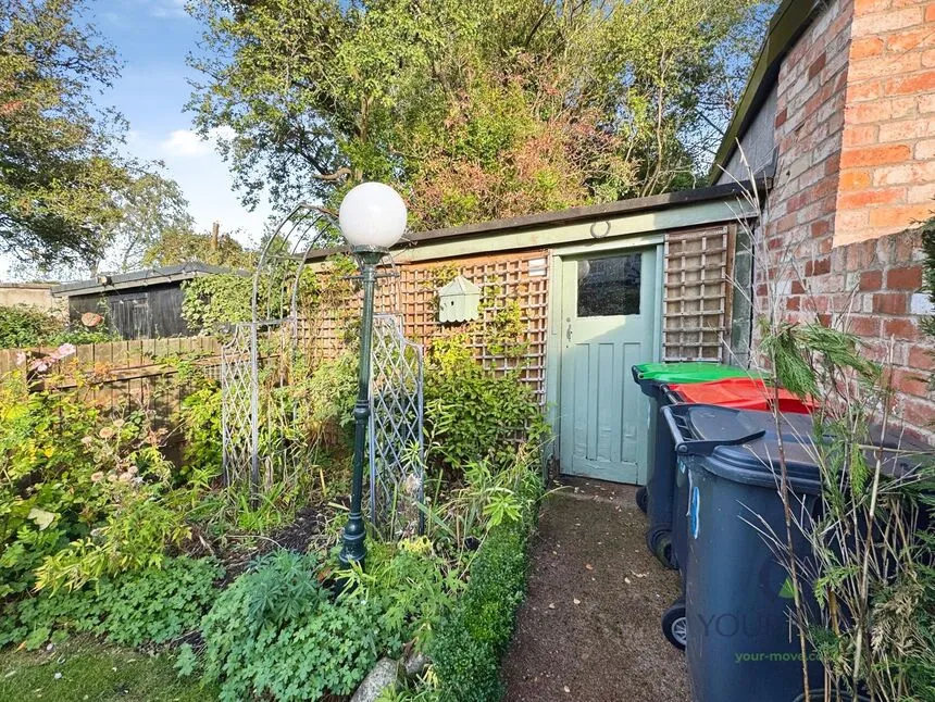 Church Lane, Underwood, NG16, photo 13