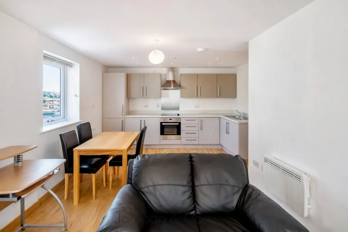 Hawkins Road, Essex, Colchester, CO2 8YS, photo 3