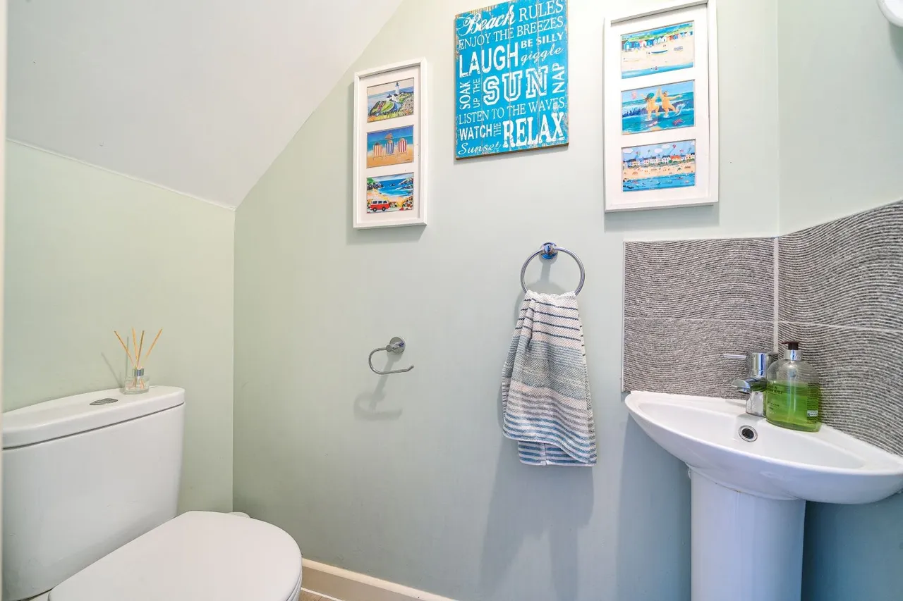Claypits Road, Roundswell, EX31, photo 7