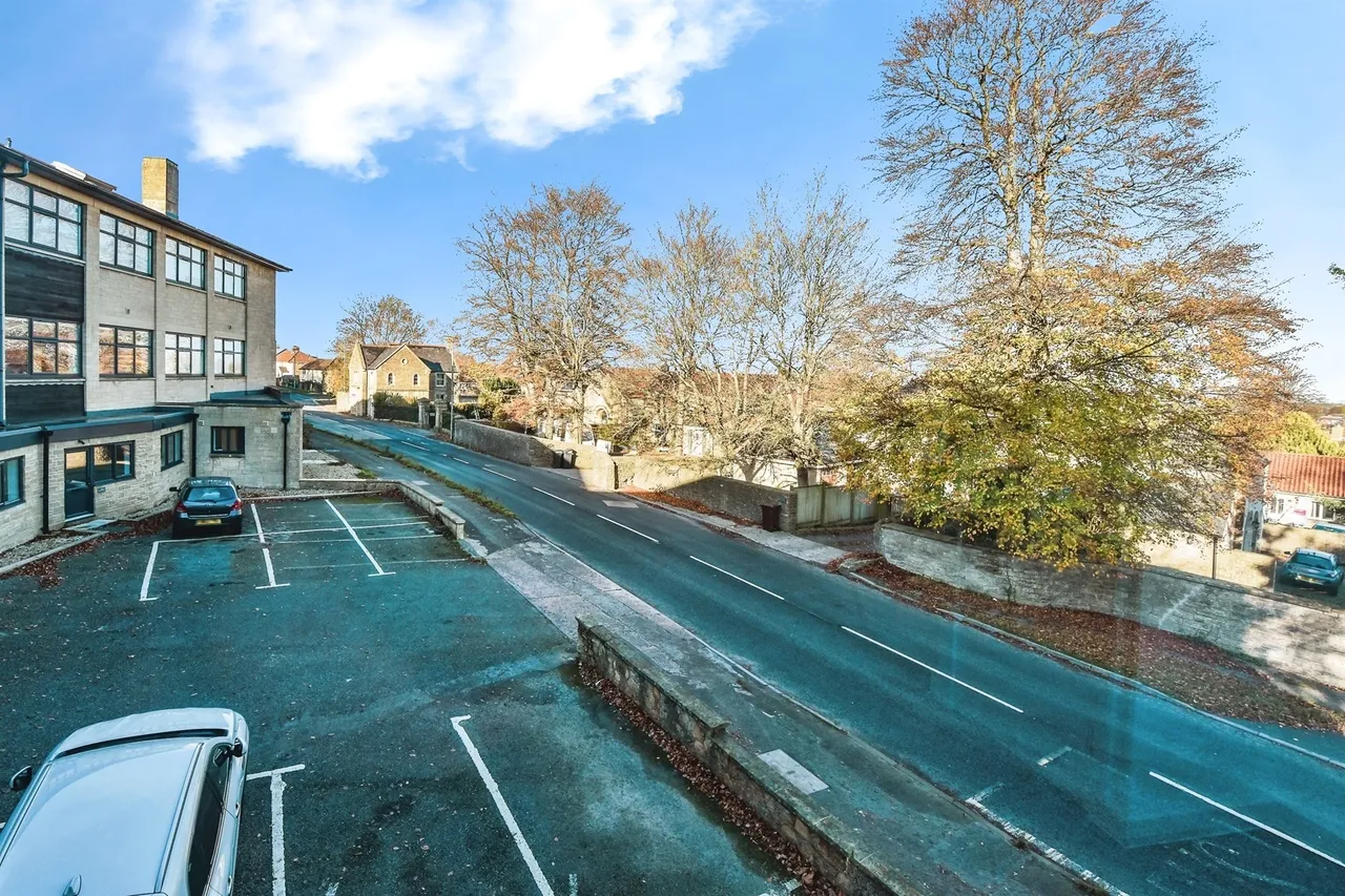 Vallis Road, Frome, BA11, photo 7