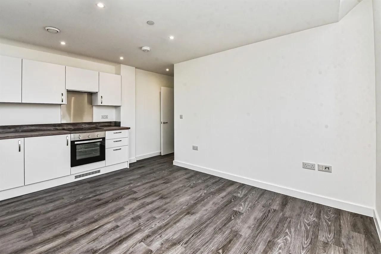 Vallis Road, Frome, BA11, photo 17