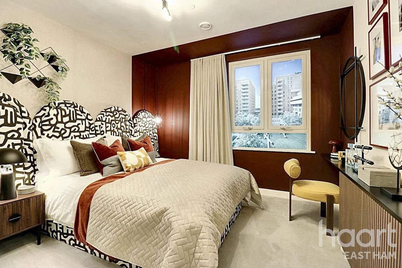 1 bed flat for sale, Essex, RM9