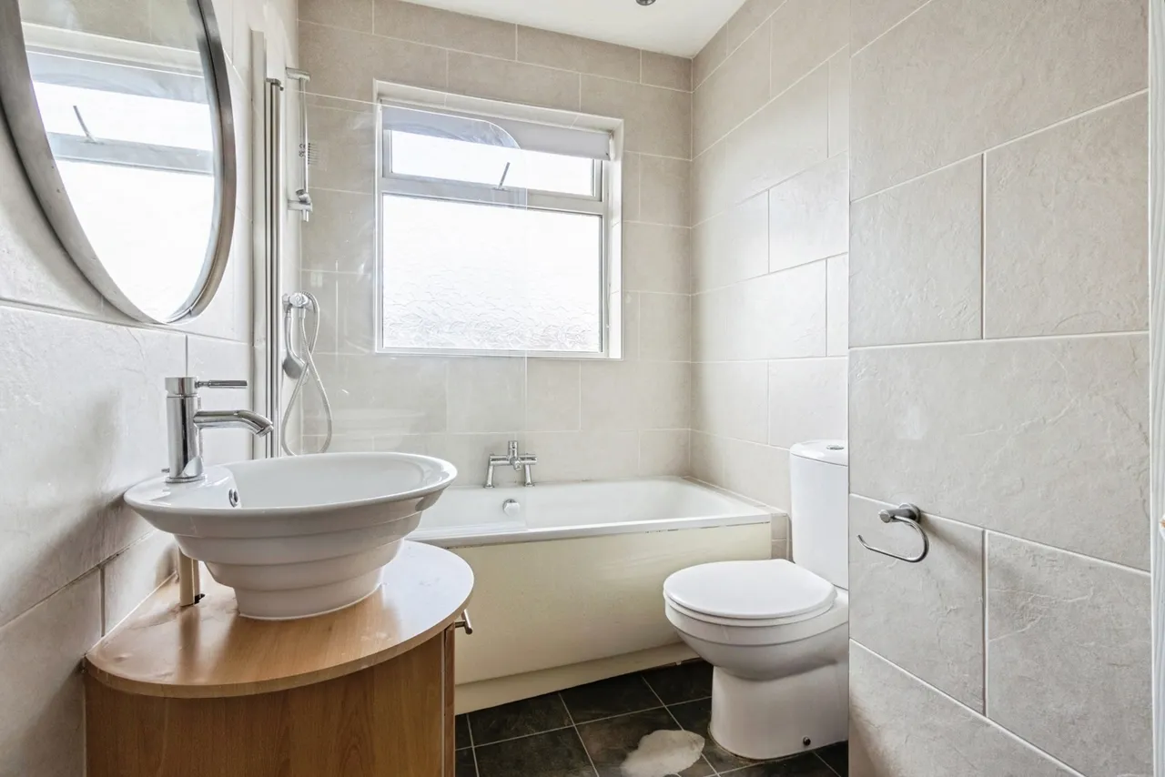 Cambridge Street, Normanton, West Yorkshire, WF6, photo 10