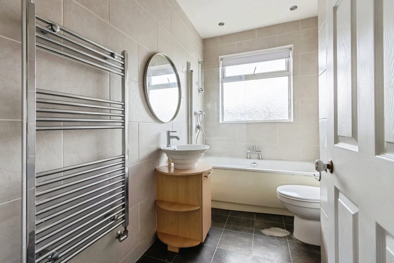 Cambridge Street, Normanton, West Yorkshire, WF6, photo 11