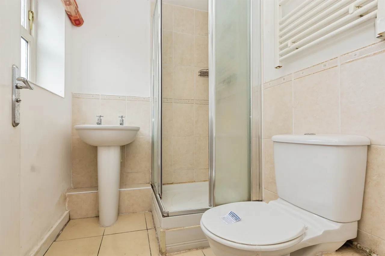 Pine Street, Aylesbury, HP19, photo 8
