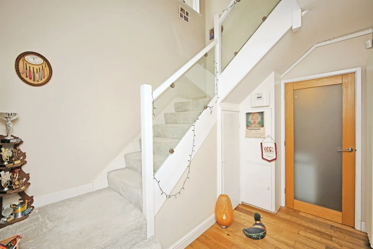 Tanhouse Farm Road, Solihull, B92, photo 2