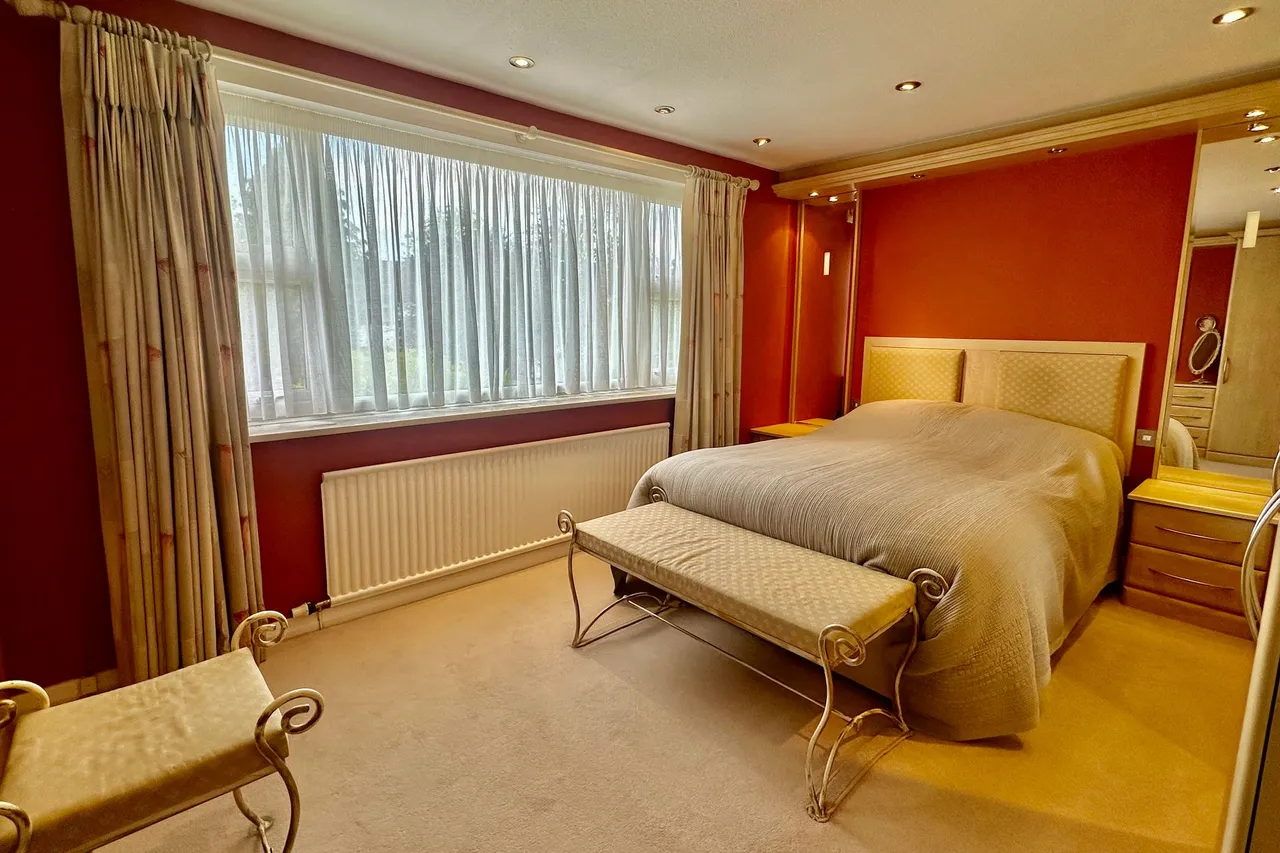 Daylesford Crescent, Cheadle, photo 14