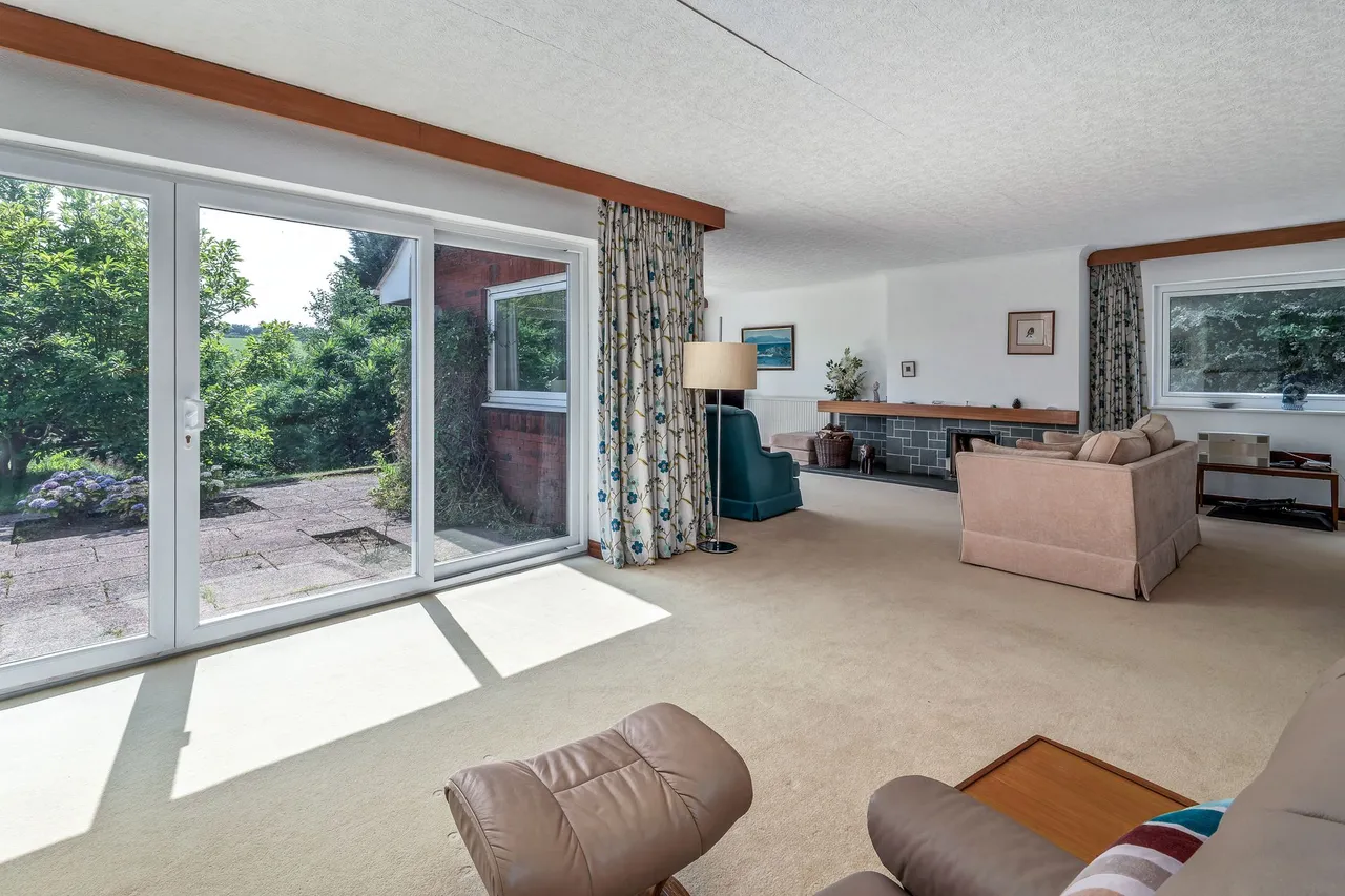 Willowmead Drive, Macclesfield, photo 13