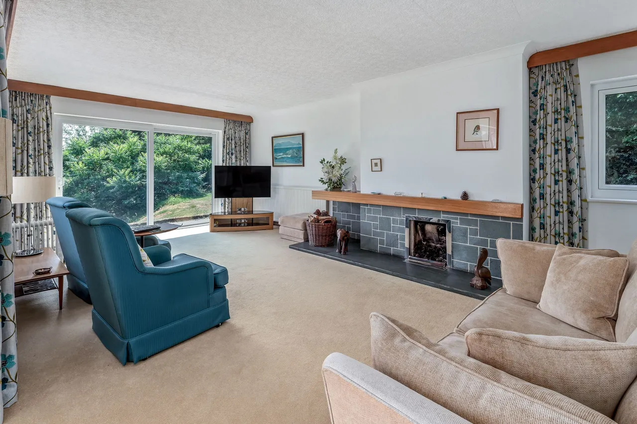 Willowmead Drive, Macclesfield, photo 12