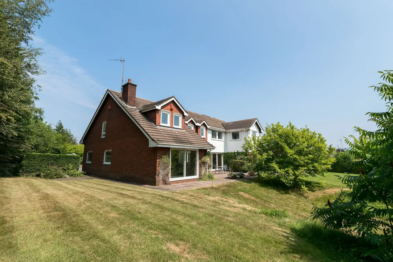 Willowmead Drive, Macclesfield, photo 28