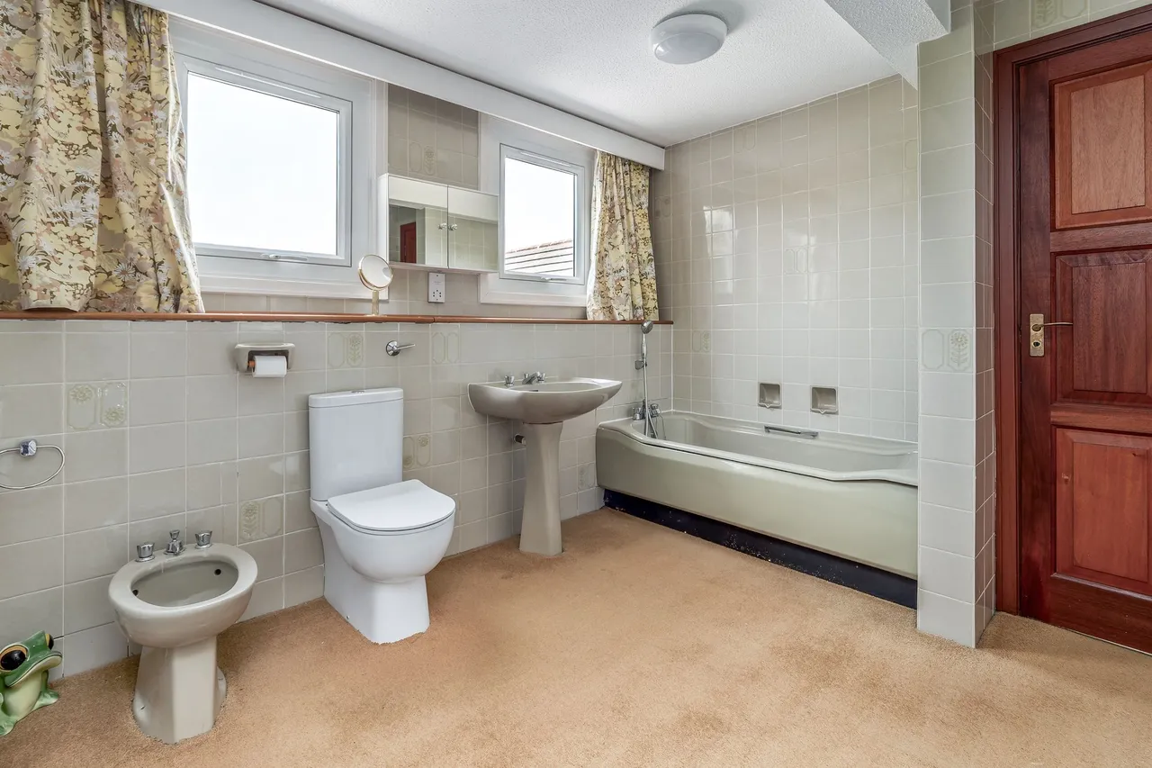 Willowmead Drive, Macclesfield, photo 25