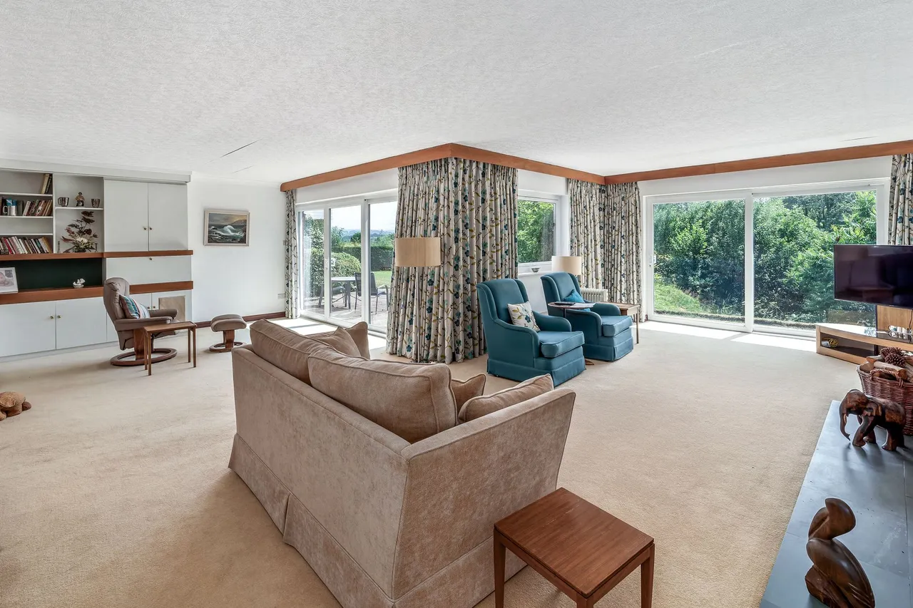 Willowmead Drive, Macclesfield, photo 11