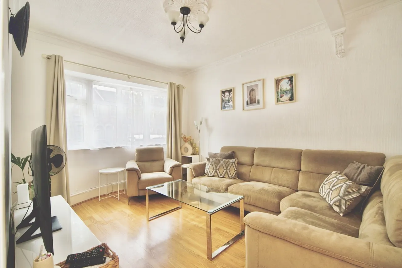 New City Road, Plaistow, London, E13, photo 2