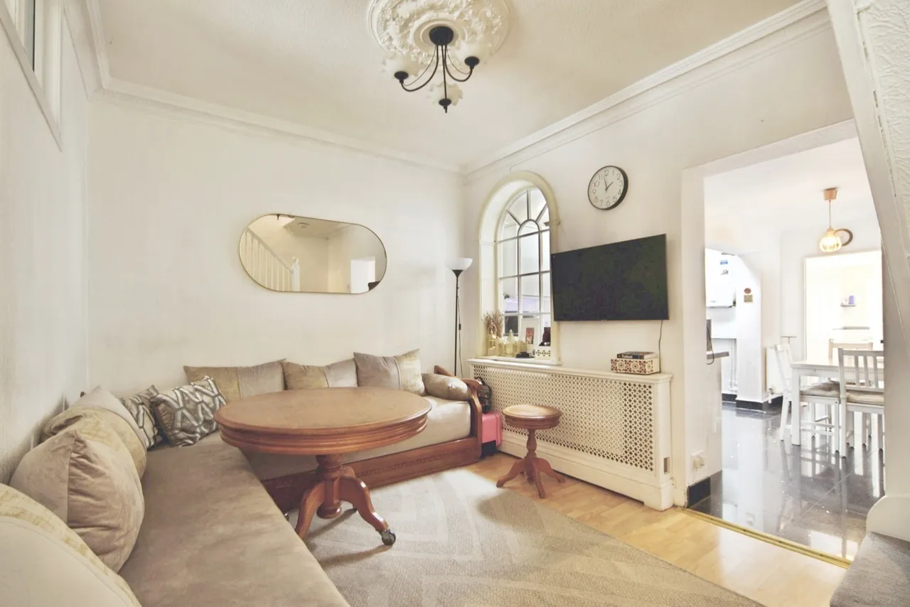 New City Road, Plaistow, London, E13, photo 3