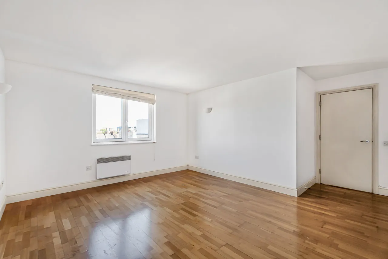 Plumbers Row, London, E1, photo 8
