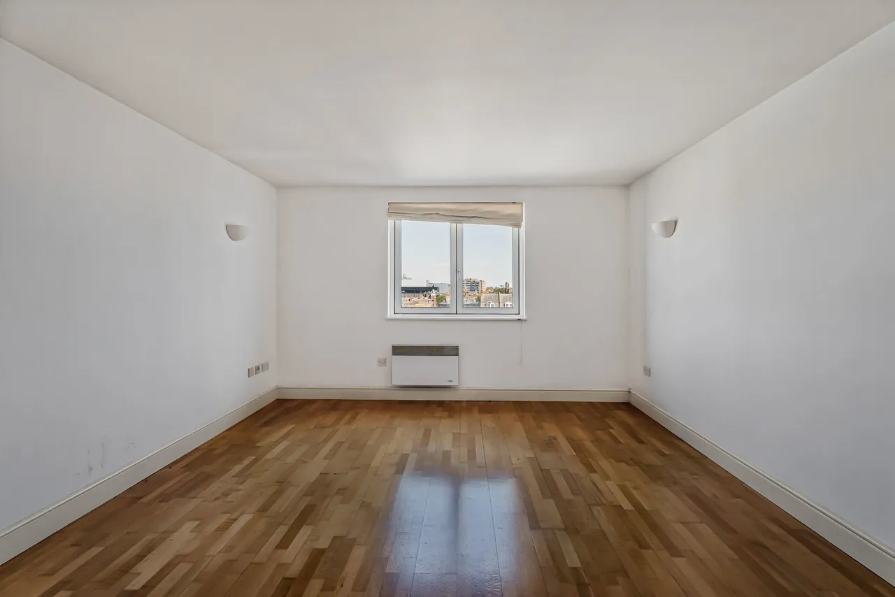 Plumbers Row, London, E1, photo 6